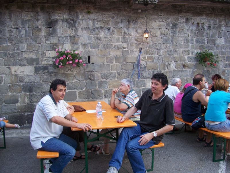  Image name: Estate025.jpg 
 width: 801 pixel 
 height: 602 pixel 
 Size: 444684 bytes 
 Click to enlarge 